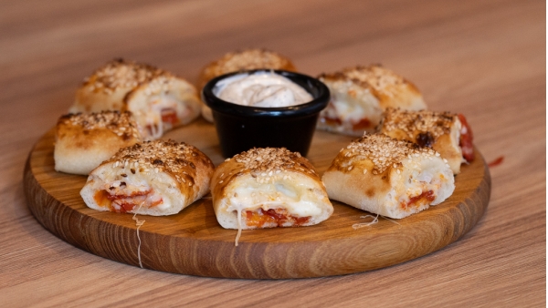 Pepperoni rolls